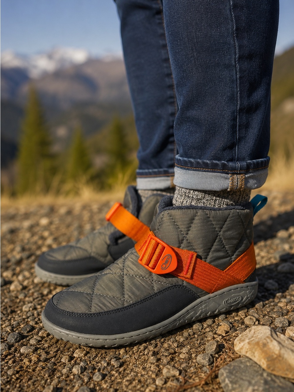 Chaco Ramble Puff Youth Size 4 Grey Orange Puffer Chukka Boots